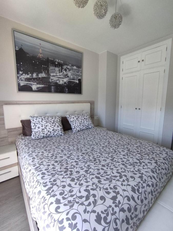شقة Precioso Apartamento Con Terraza, Pistas De Padel Y Piscinas كاسترو أورديالس المظهر الخارجي الصورة